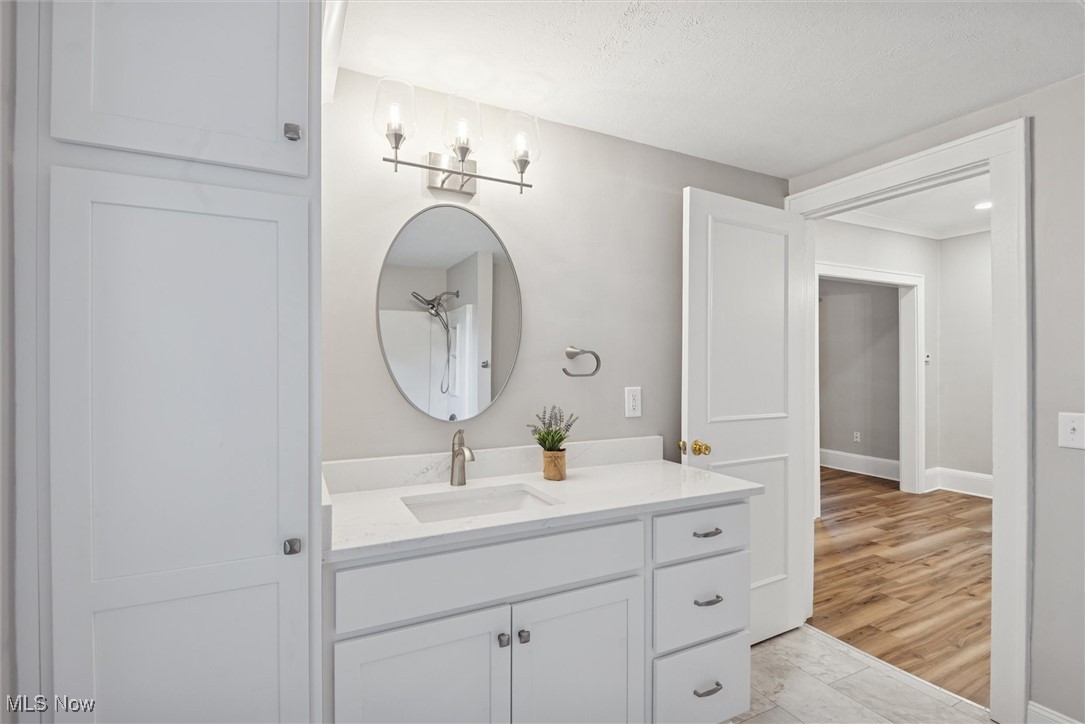 366 Doyle Street Akron OH 44303