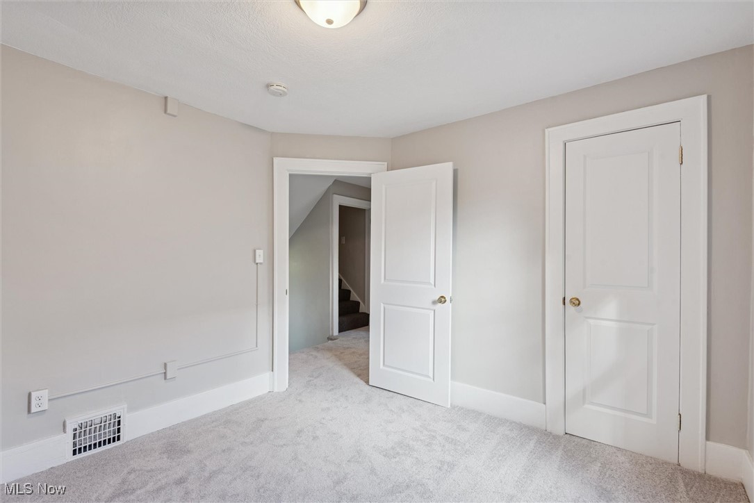 366 Doyle Street Akron OH 44303