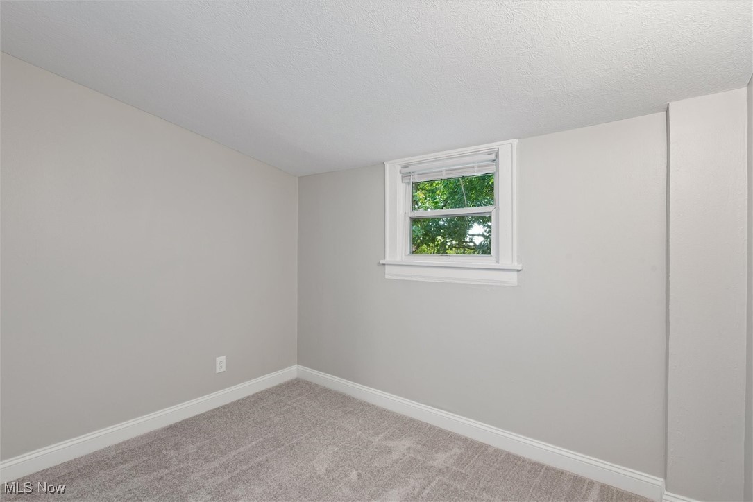 366 Doyle Street Akron OH 44303