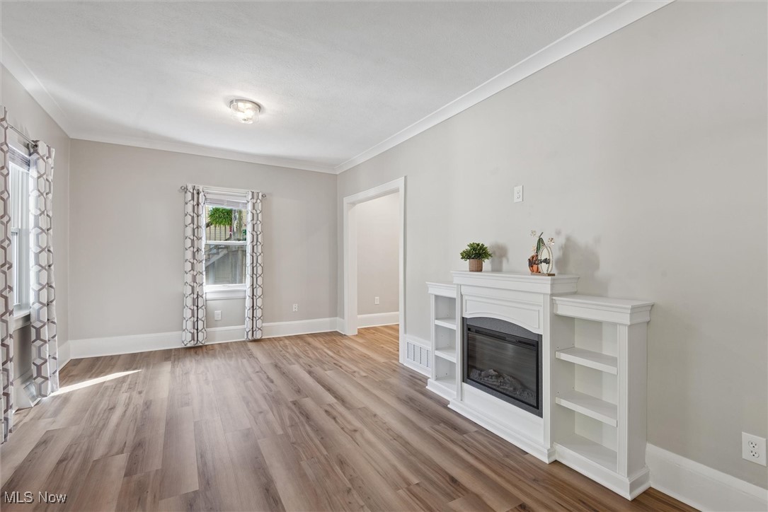 366 Doyle Street Akron OH 44303