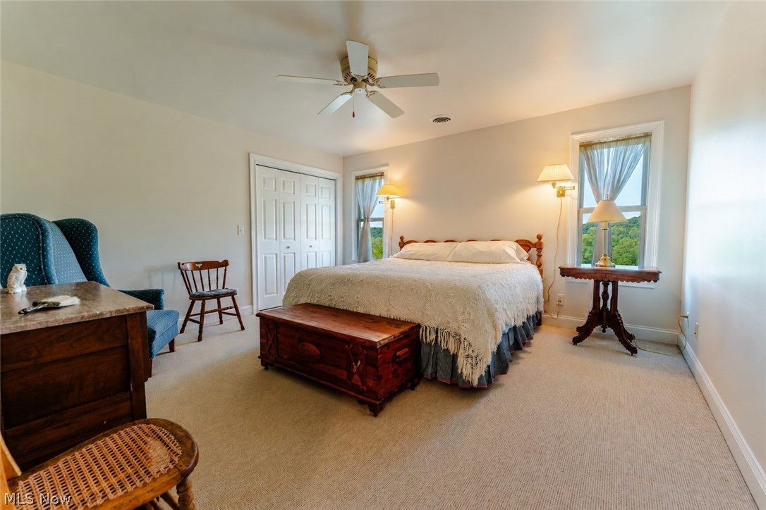 64575 Pigeon Gap Road Cambridge OH 43725