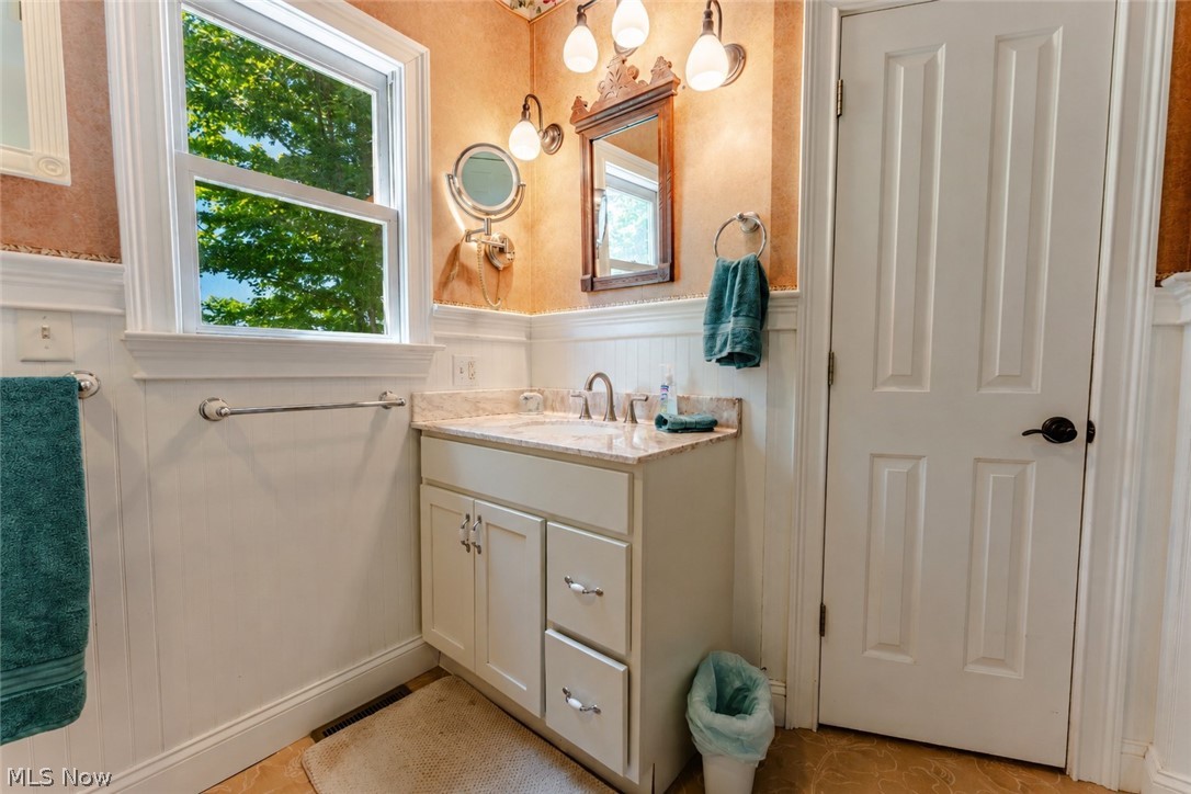 64575 Pigeon Gap Road Cambridge OH 43725