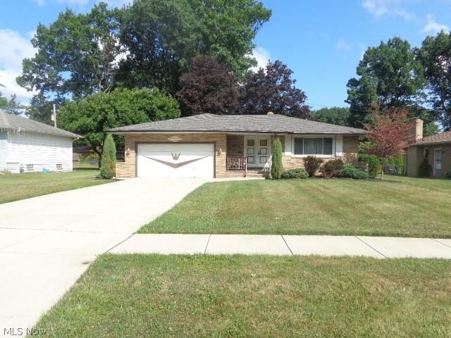 979 E Decker Drive Seven Hills OH 44131