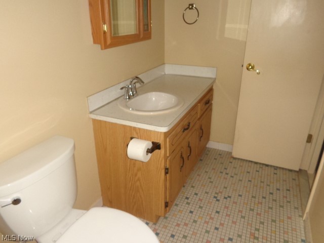 979 E Decker Drive Seven Hills OH 44131