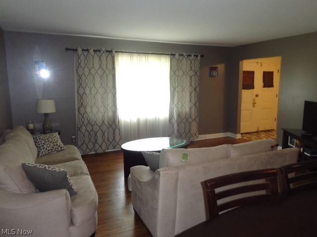 979 E Decker Drive Seven Hills OH 44131