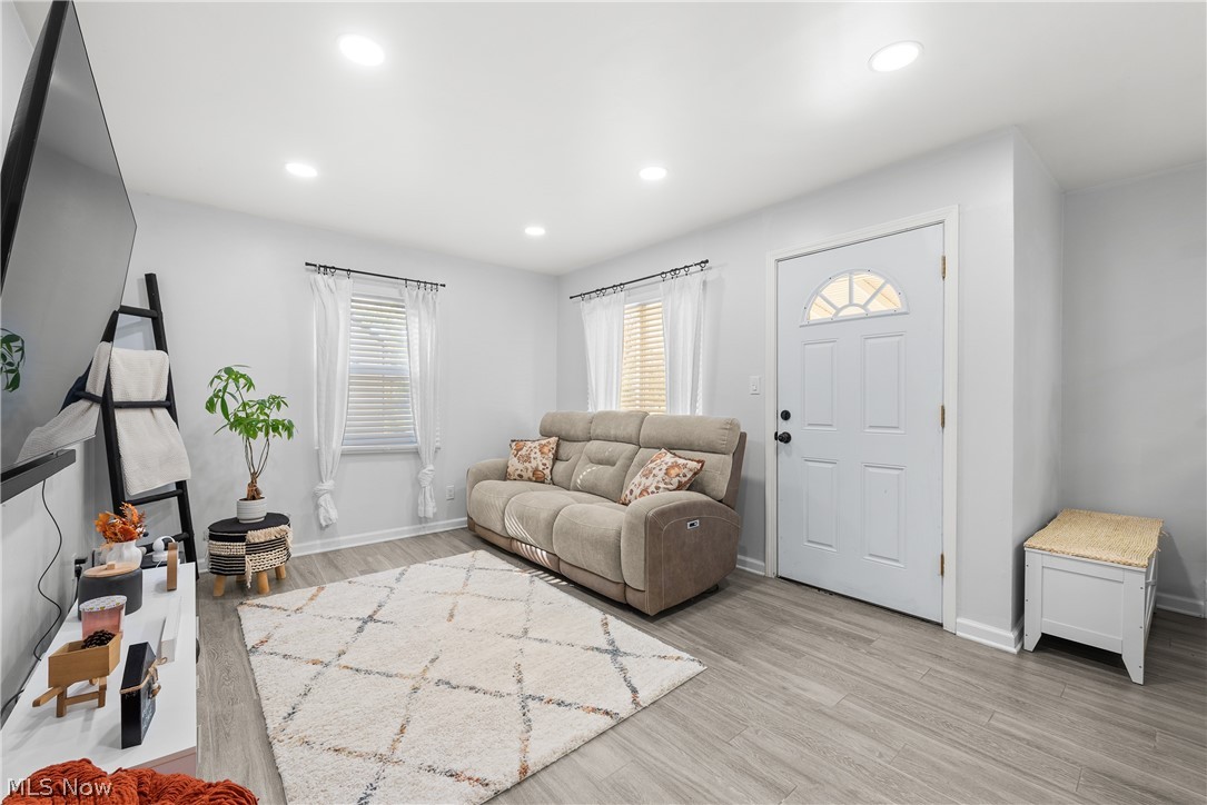 14405 Cleminshaw Road Cleveland OH 44135