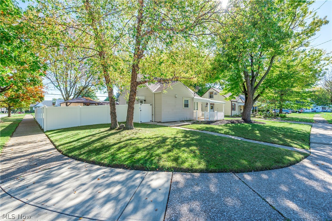 14405 Cleminshaw Road Cleveland OH 44135