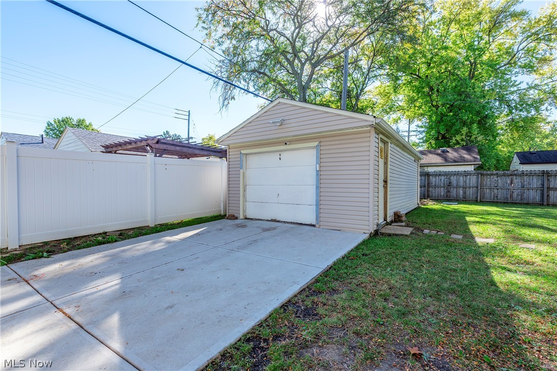 14405 Cleminshaw Road Cleveland OH 44135