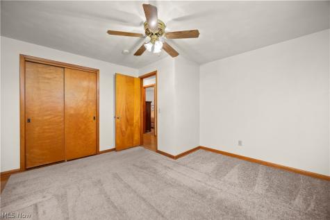 3610 Palm Springs Drive Lorain OH 44053