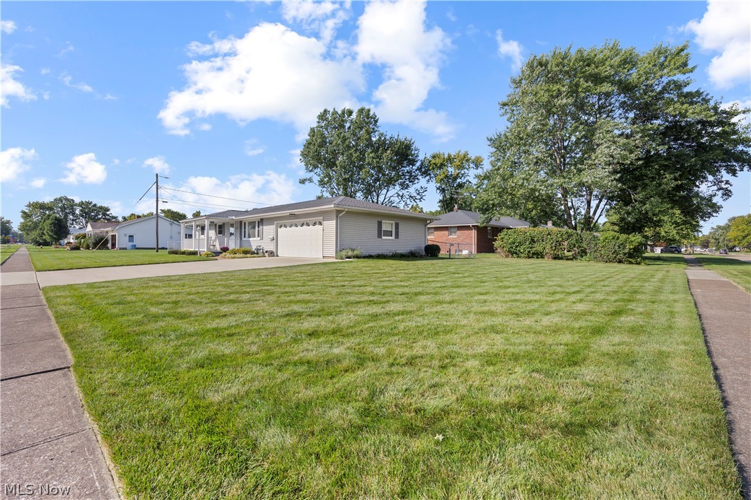 3610 Palm Springs Drive Lorain OH 44053