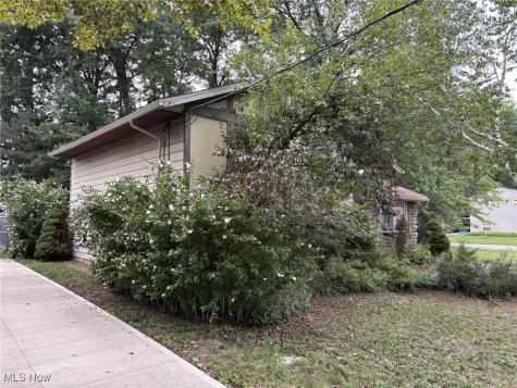 6006 Rosebelle Avenue North Ridgeville OH 44039