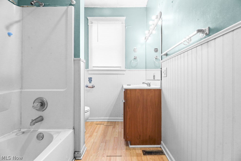134 W Cambridge Street Alliance OH 44601