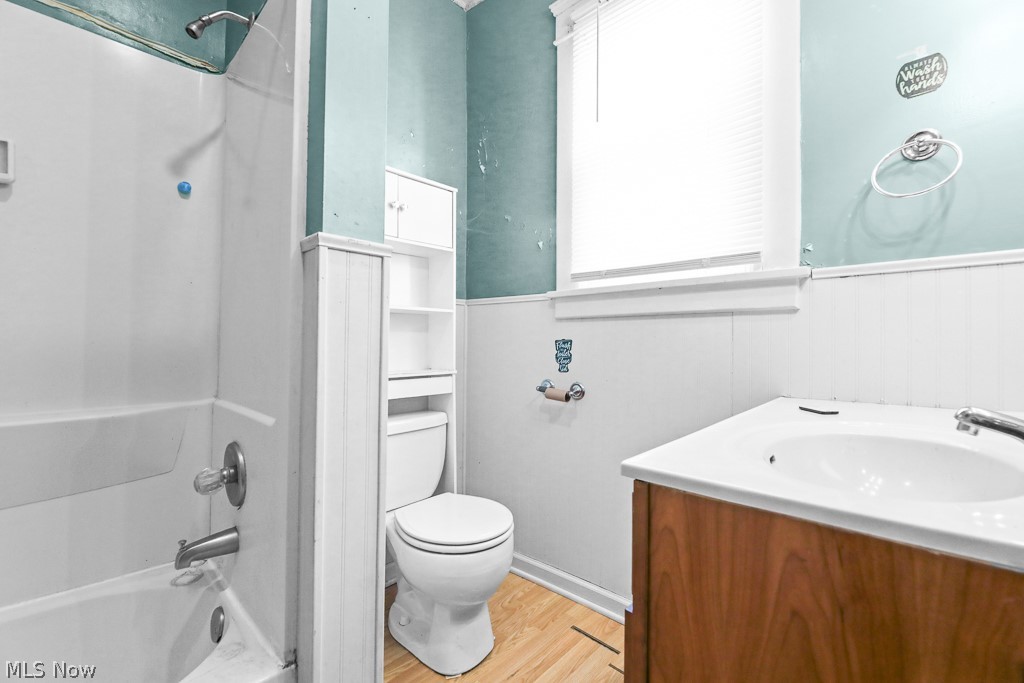 134 W Cambridge Street Alliance OH 44601