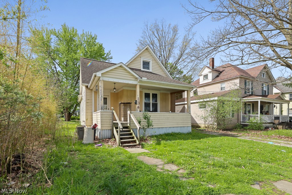 134 W Cambridge Street Alliance OH 44601