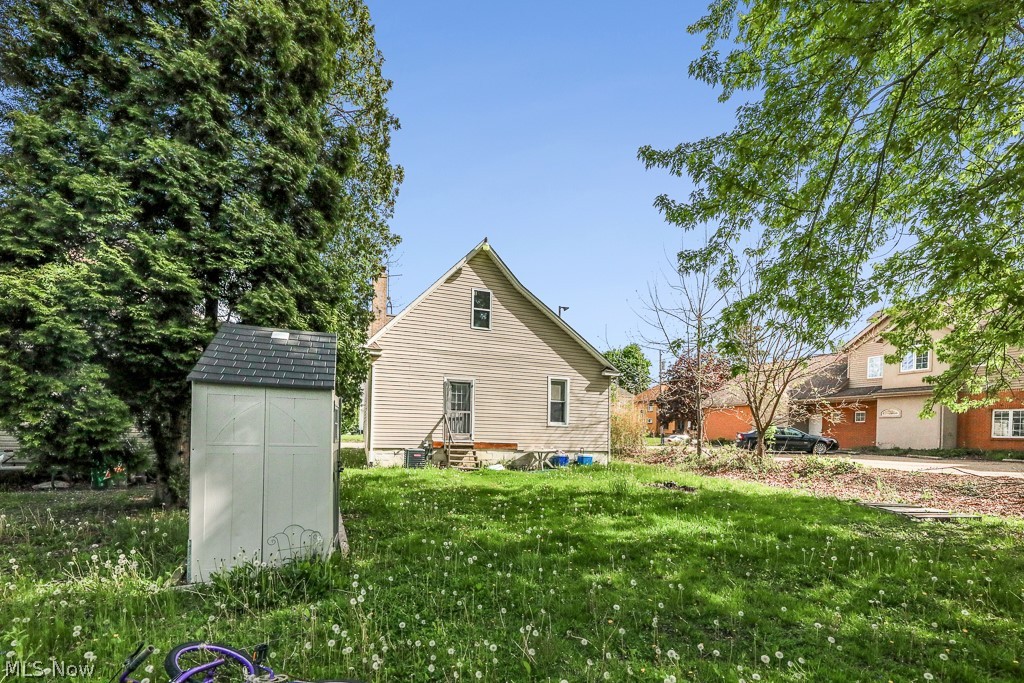 134 W Cambridge Street Alliance OH 44601