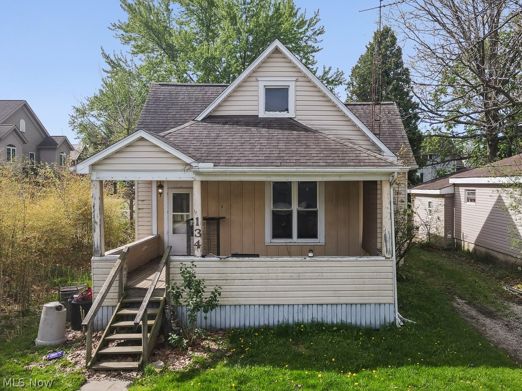 134 W Cambridge Street Alliance OH 44601
