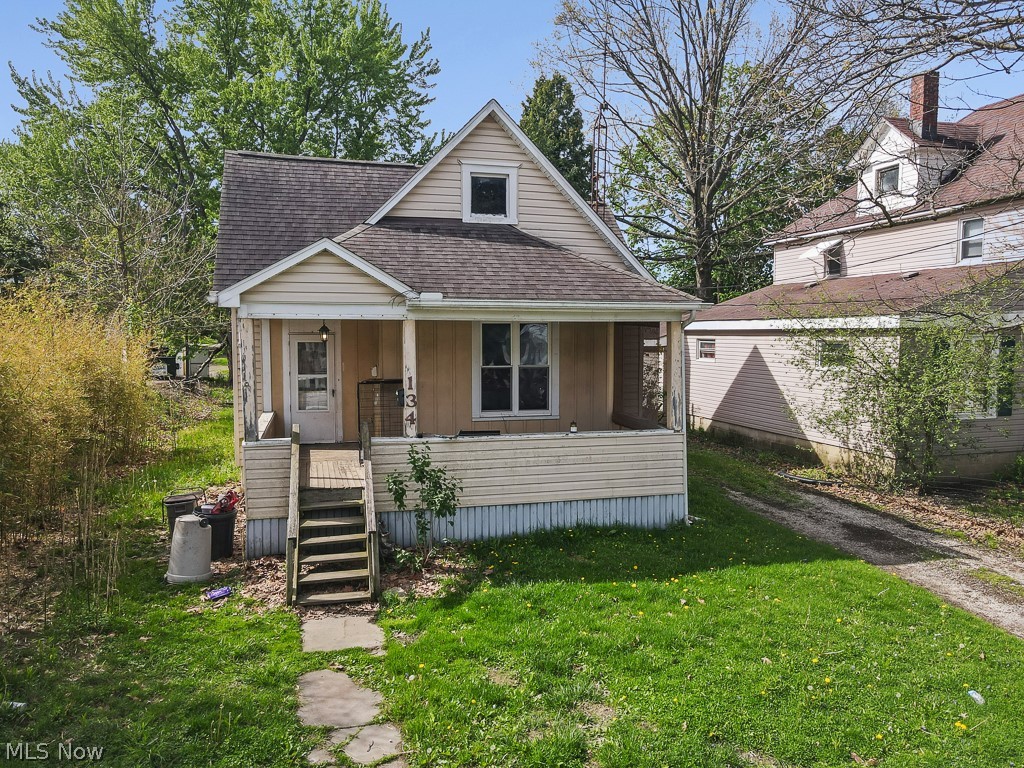 134 W Cambridge Street Alliance OH 44601