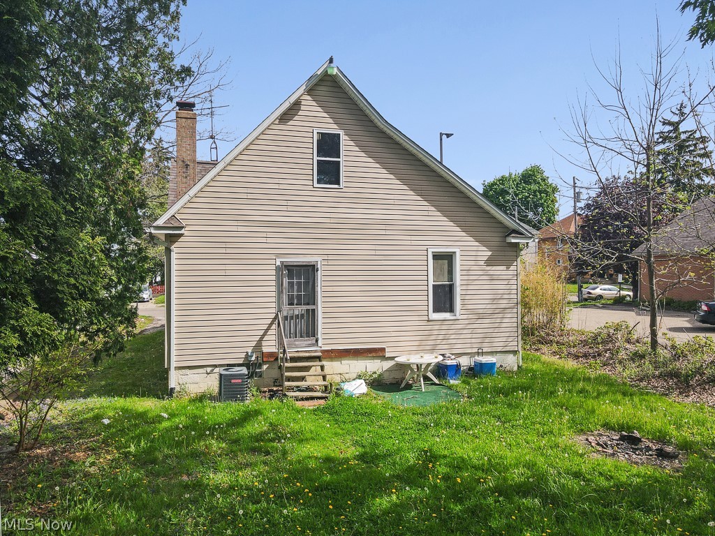 134 W Cambridge Street Alliance OH 44601