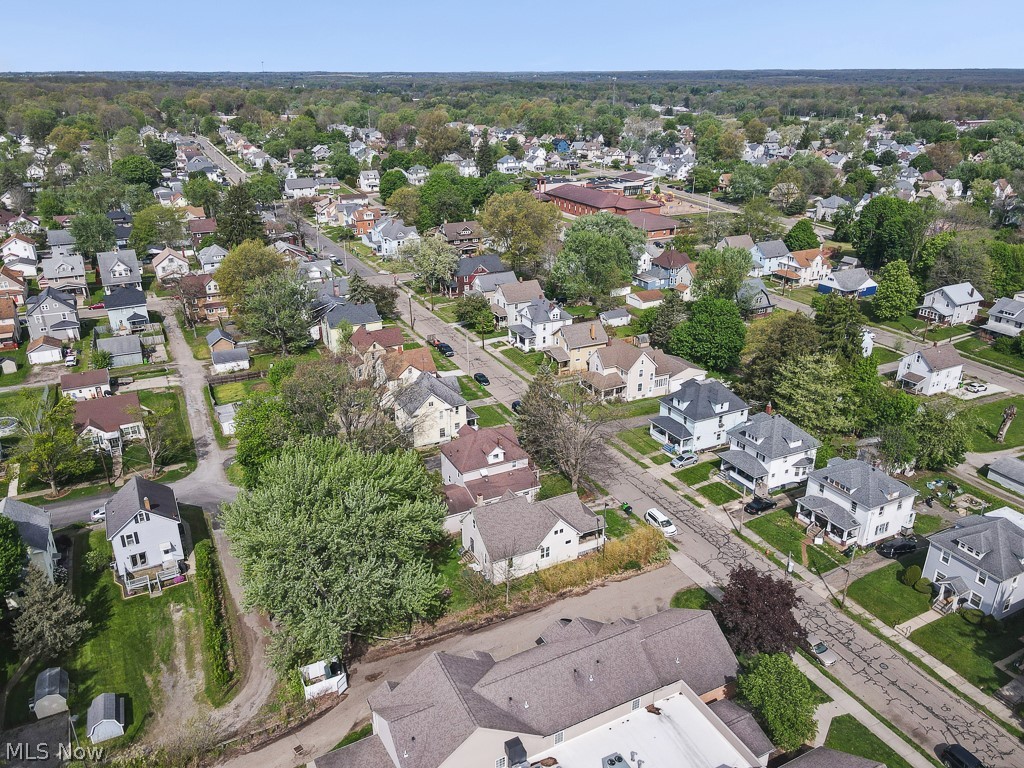 134 W Cambridge Street Alliance OH 44601
