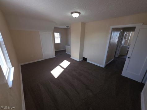 4262 W 62nd Street Cleveland OH 44144