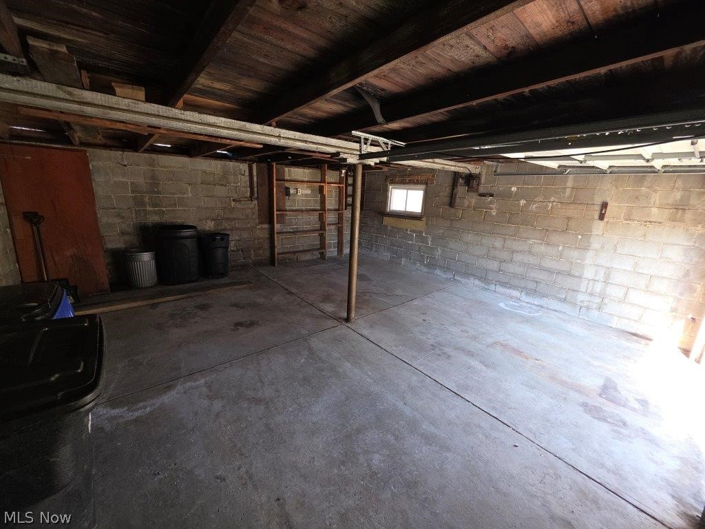 4262 W 62nd Street Cleveland OH 44144