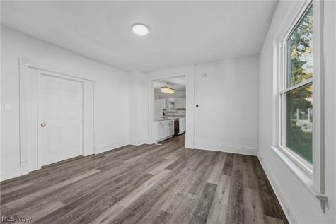 814 Main Avenue W Massillon OH 44647