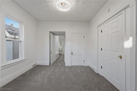 814 Main Avenue W Massillon OH 44647