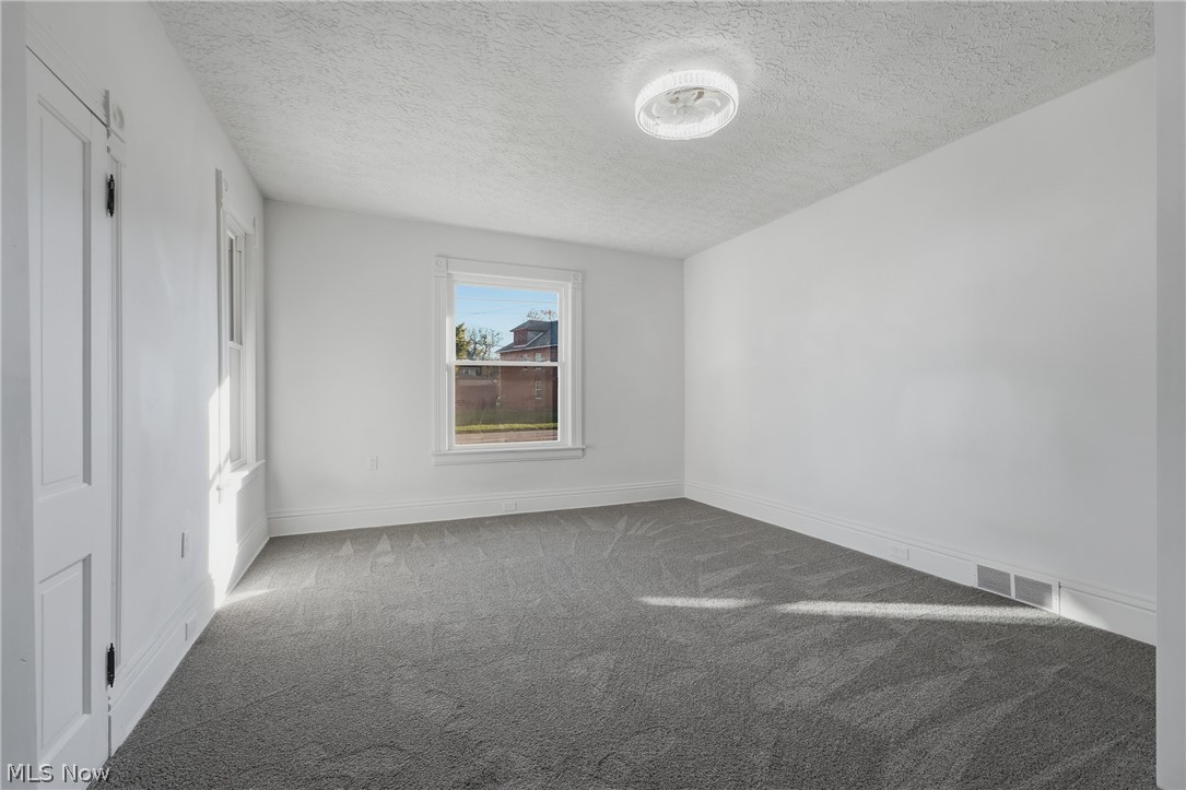 814 Main Avenue W Massillon OH 44647
