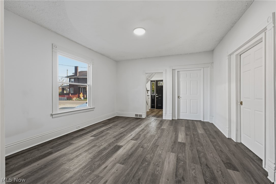 814 Main Avenue W Massillon OH 44647