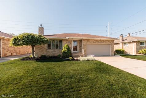 9711 Idlewood Drive Cleveland OH 44144