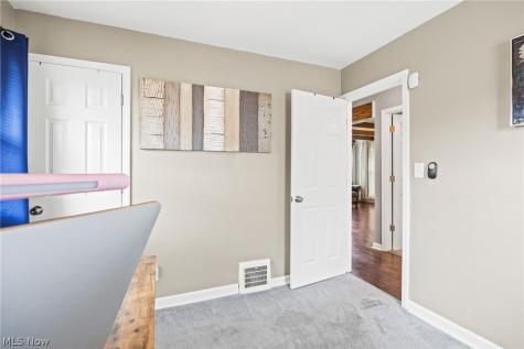 3788 Jo Ann Drive Cleveland OH 44122
