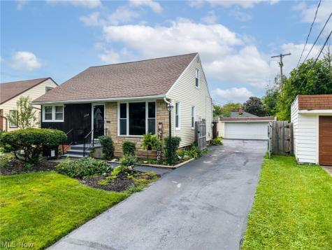 3788 Jo Ann Drive Cleveland OH 44122