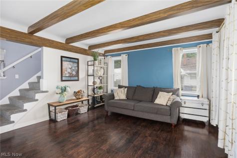3788 Jo Ann Drive Cleveland OH 44122