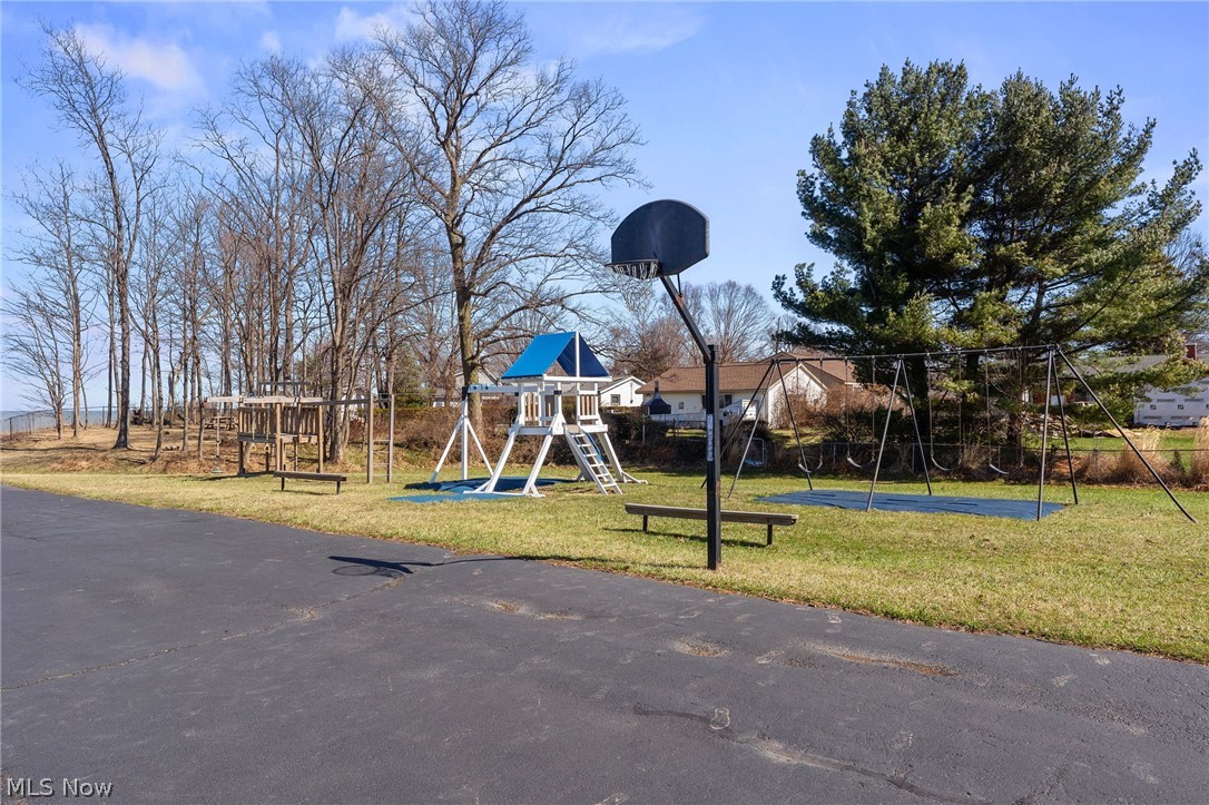 7127 Lake Shore Boulevard Mentor OH 44060