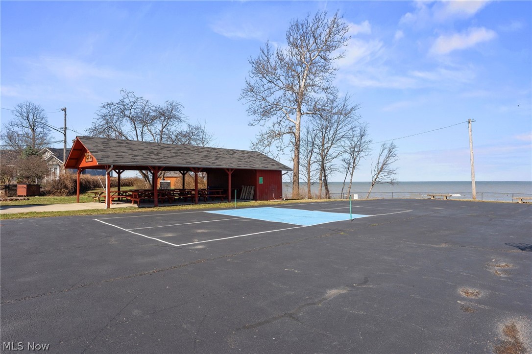 7127 Lake Shore Boulevard Mentor OH 44060