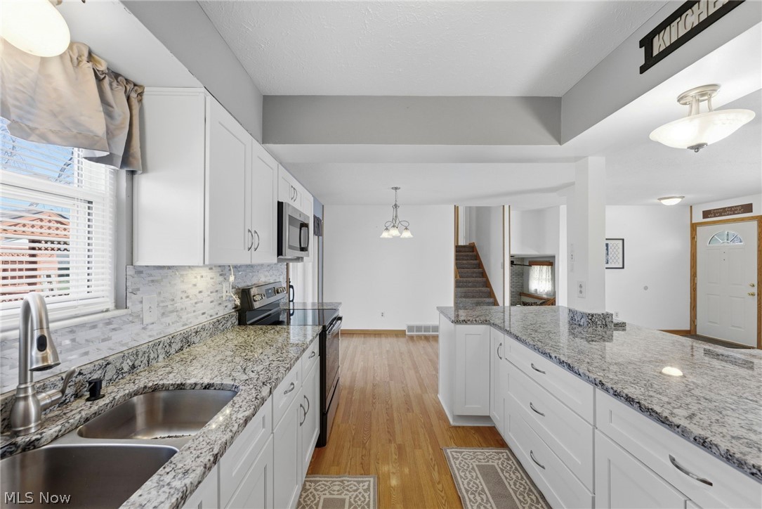 7127 Lake Shore Boulevard Mentor OH 44060