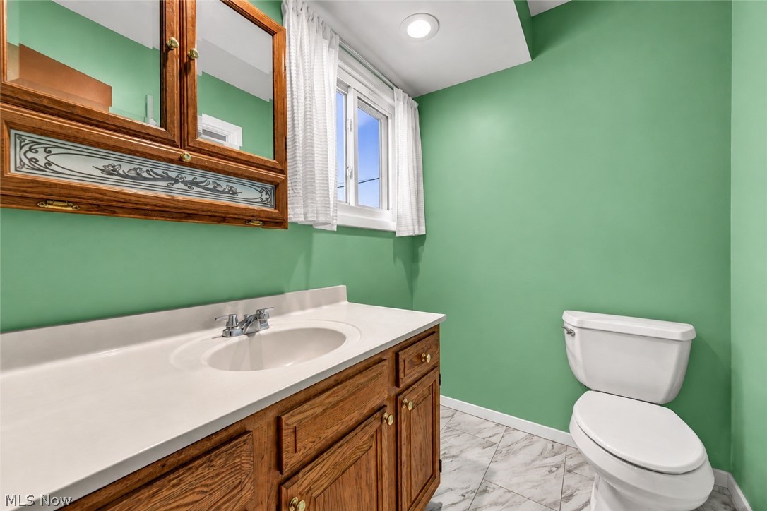 9102 Harrow Drive Parma OH 44129