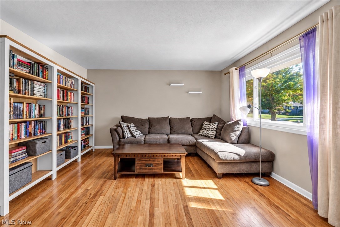 9102 Harrow Drive Parma OH 44129