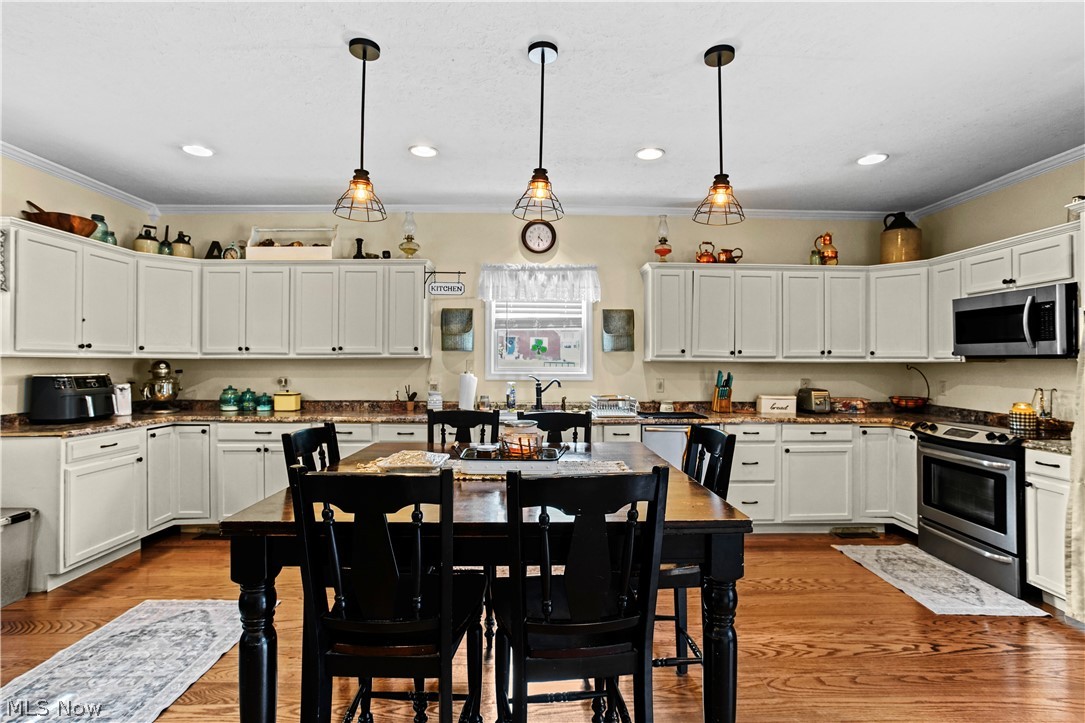 1025 3rd Street Brilliant OH 43913
