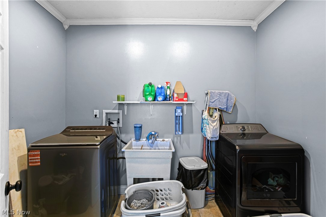 1025 3rd Street Brilliant OH 43913