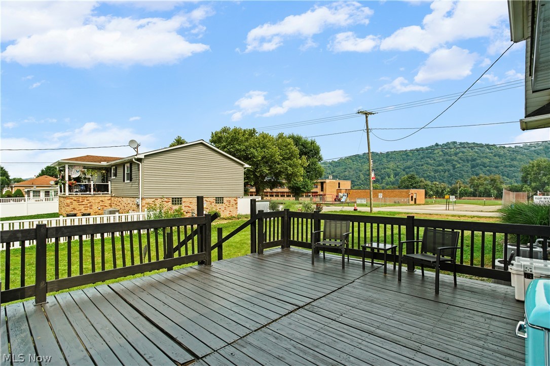 1025 3rd Street Brilliant OH 43913