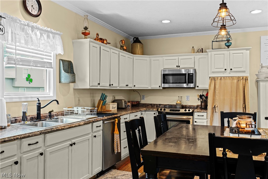 1025 3rd Street Brilliant OH 43913