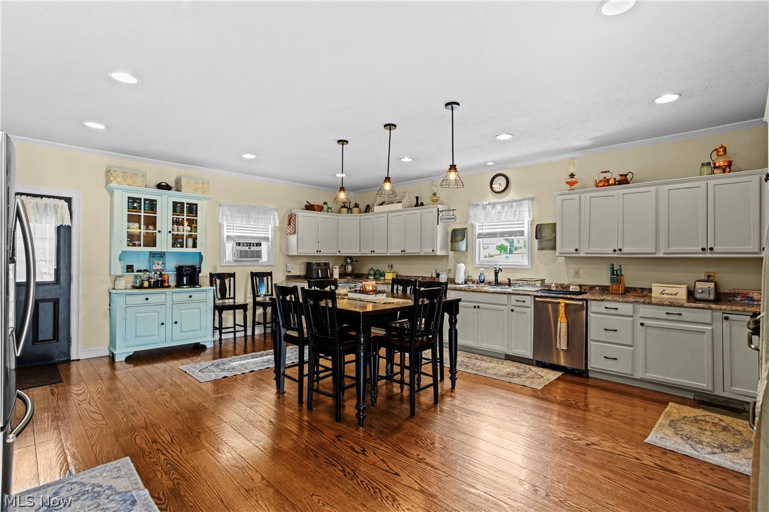 1025 3rd Street Brilliant OH 43913