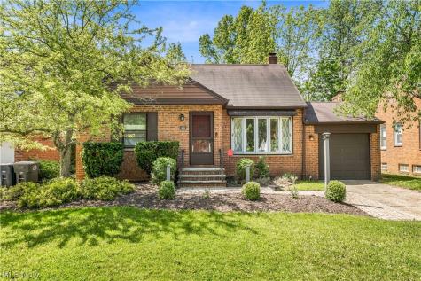 5448 Summit Road Lyndhurst OH 44124