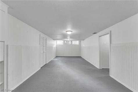 5448 Summit Road Lyndhurst OH 44124