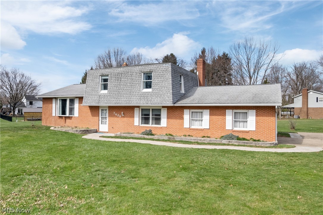 7428 Shadyview Avenue NW Massillon OH 44646