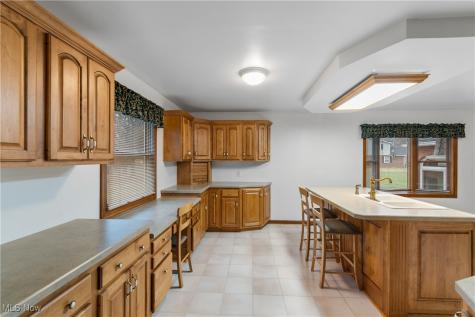 7428 Shadyview Avenue NW Massillon OH 44646