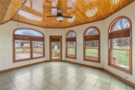 7428 Shadyview Avenue NW Massillon OH 44646