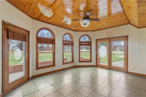 7428 Shadyview Avenue NW Massillon OH 44646