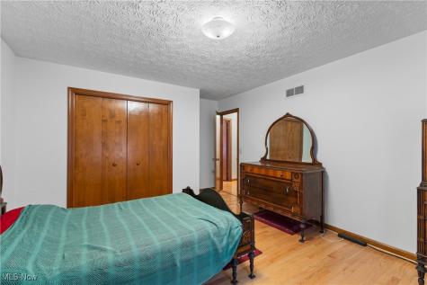 7428 Shadyview Avenue NW Massillon OH 44646
